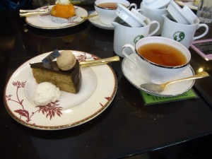 Ginza tea and cake